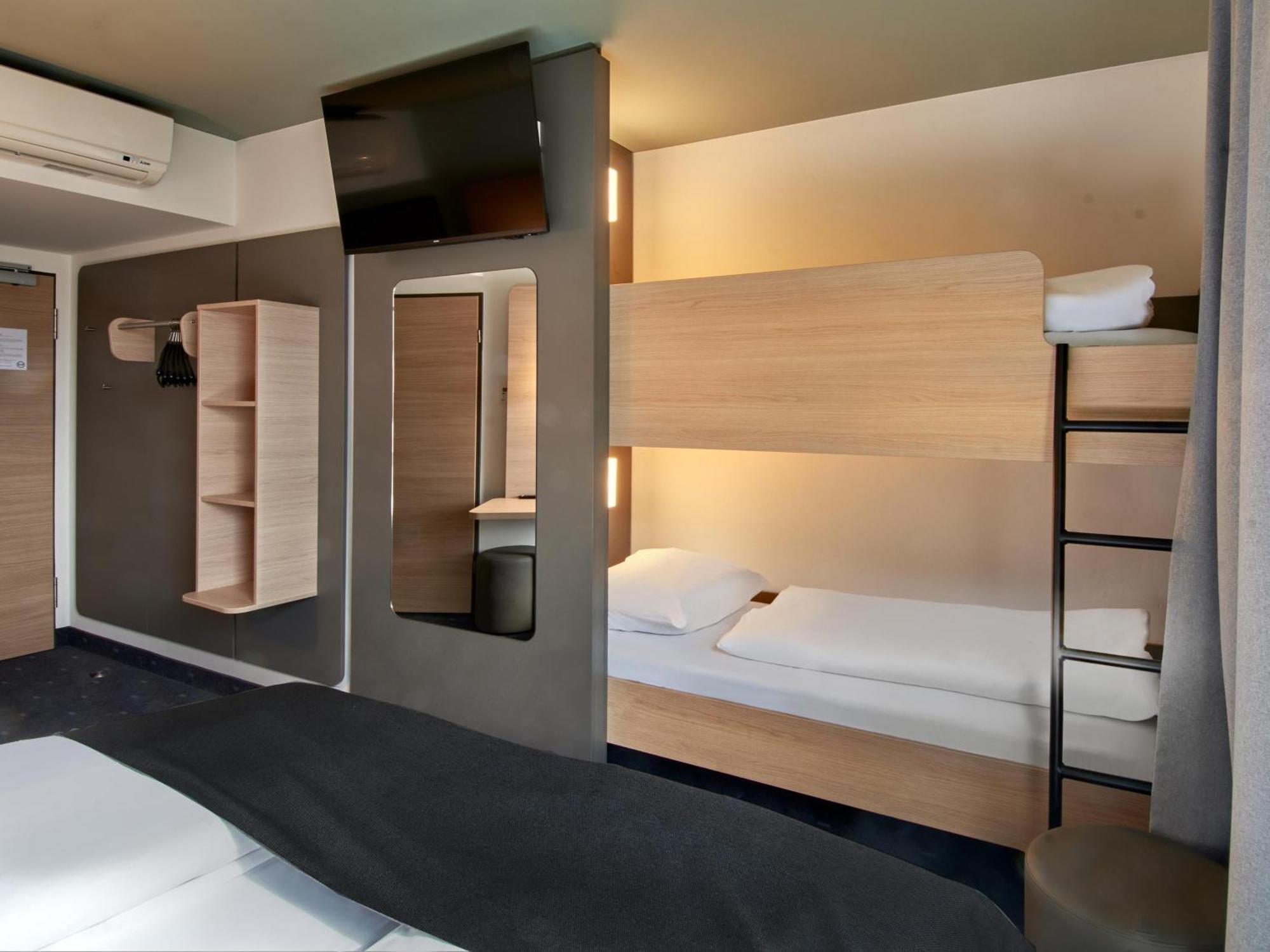 B&B Hotel Bad Homburg บาดฮอมบูร์ก ฟอร์ แดร์เฮอเฮอ ภายนอก รูปภาพ