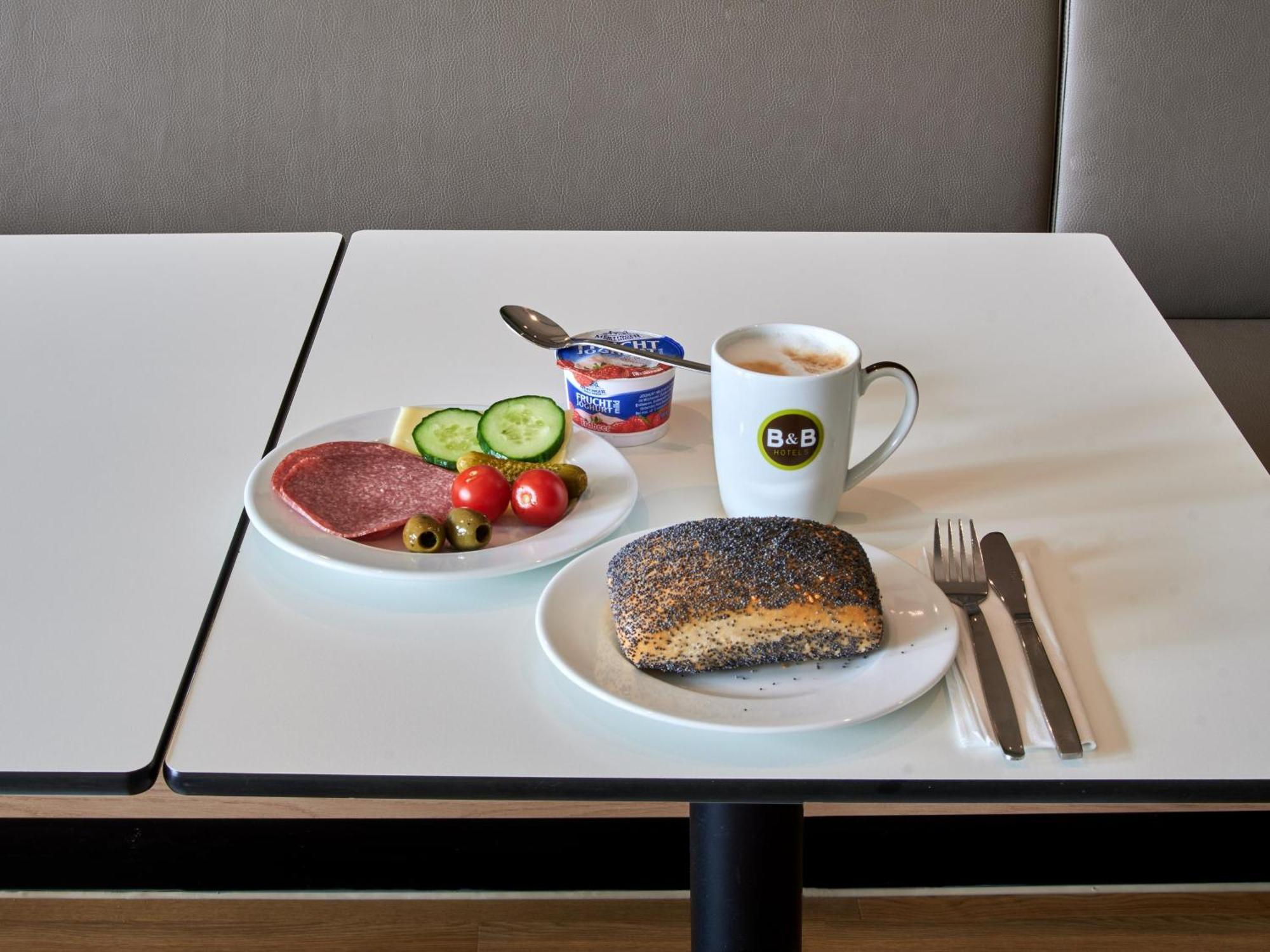 B&B Hotel Bad Homburg บาดฮอมบูร์ก ฟอร์ แดร์เฮอเฮอ ภายนอก รูปภาพ